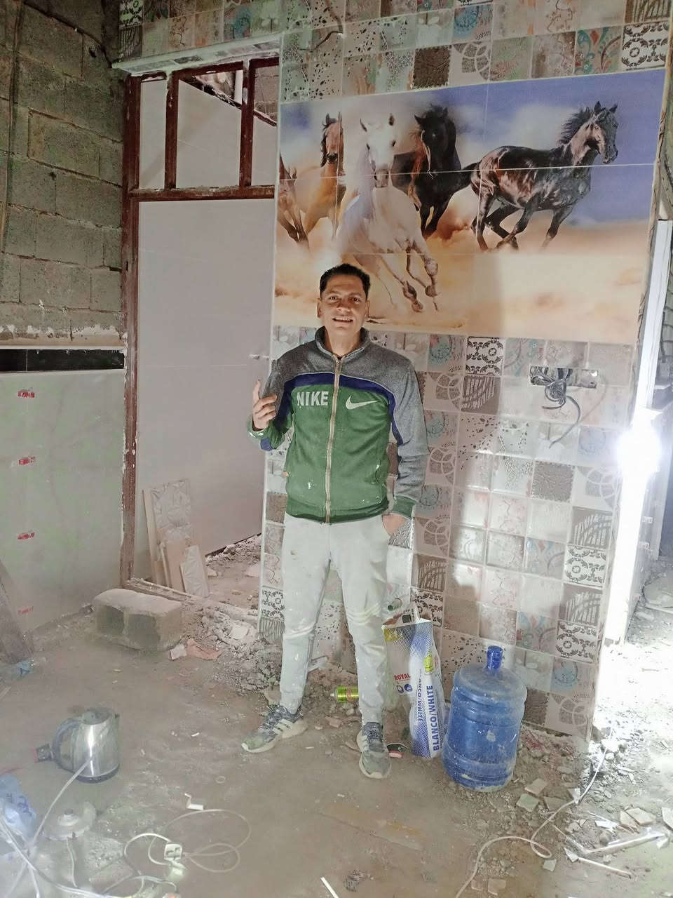 السلام عليكم خلفه سيراميك بورسلين جدران ارضية وكاشي ومرمر وجهات درجه اولى ***********
