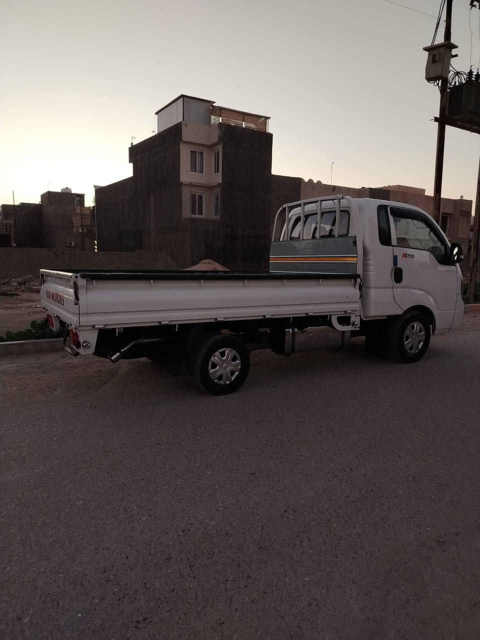 سلام  عليكم كية حمل موديل ٢٠٢٠ كفالة عامة سيارة حلوة ونضيفة مال بيت تبريد خير من اللة المكان بغداد الدورة تصال *********** فقط تصال سعر ١٤٥ وبية مجال
