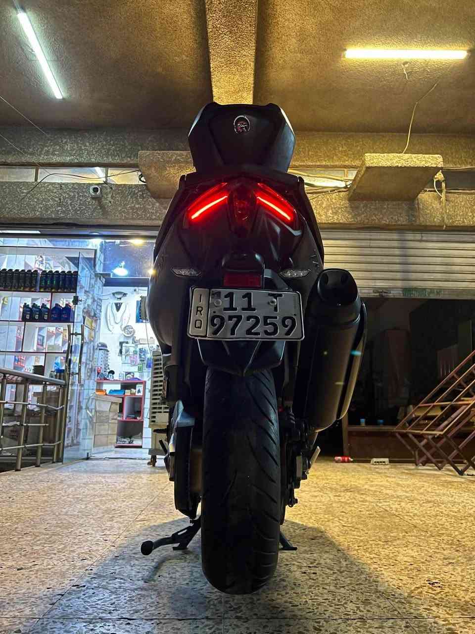 السلام عليكم
TMAX 560 2021 
دراجه رقم بغداد مشروع وطني مرقمه ع شاصيهة و بموديلهة 21 صور مزاد هم موجوده وارد ( يابان) 

دراجه كفاله عامه من كفر و مكينه و كهربائيات ع وضع شركه مابيهة نقص برغي 
مكاني بغداد
السعر ع خاص  
رقم ***********
غير متواجد ع نت شراي اتصل عيوني الك

