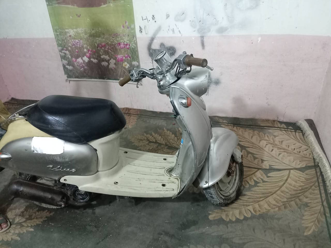 سلام عليكم دراجه عبد حليم كلاسك بلادي كله أصلي مكينه ناعمه شلعه معدل شاصي مكفول كفرات بلادي السعر ٢٢٥ بيهه مجال شرائ اني خادم طيبين كهربايات شغاله  رقمي *********** مكاني حي الحر

