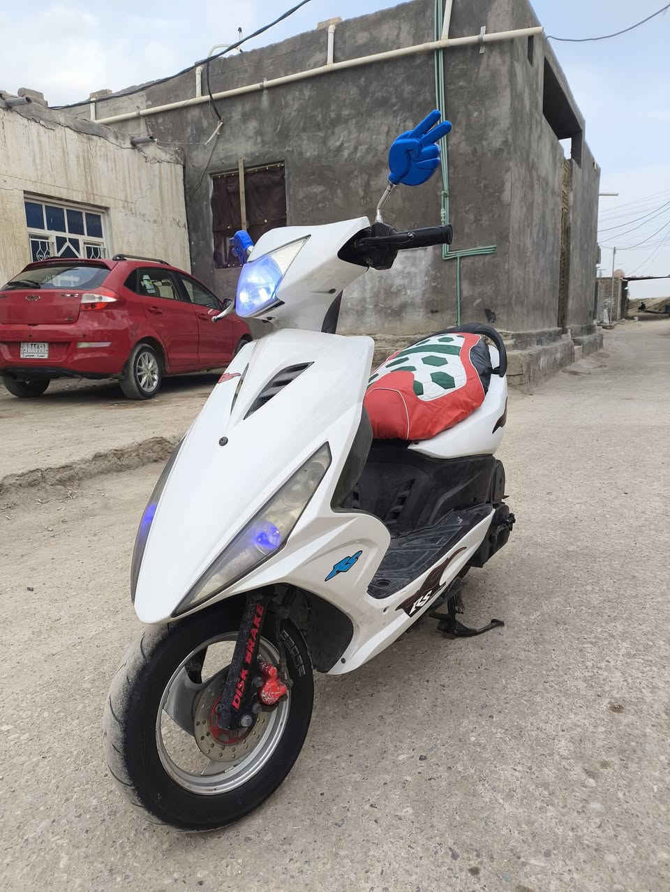 سلام عليكم ماكس مضلع بوشه49بلاد برغي مامفتوح بيها سلف هندر اشاير
قفل سكان قفل صندوق نهضه ومعدل  مكينه خرسه لاتدخين ولاتنقيص
المكان البصره قضاء المدينه
الاستفسار ***********
