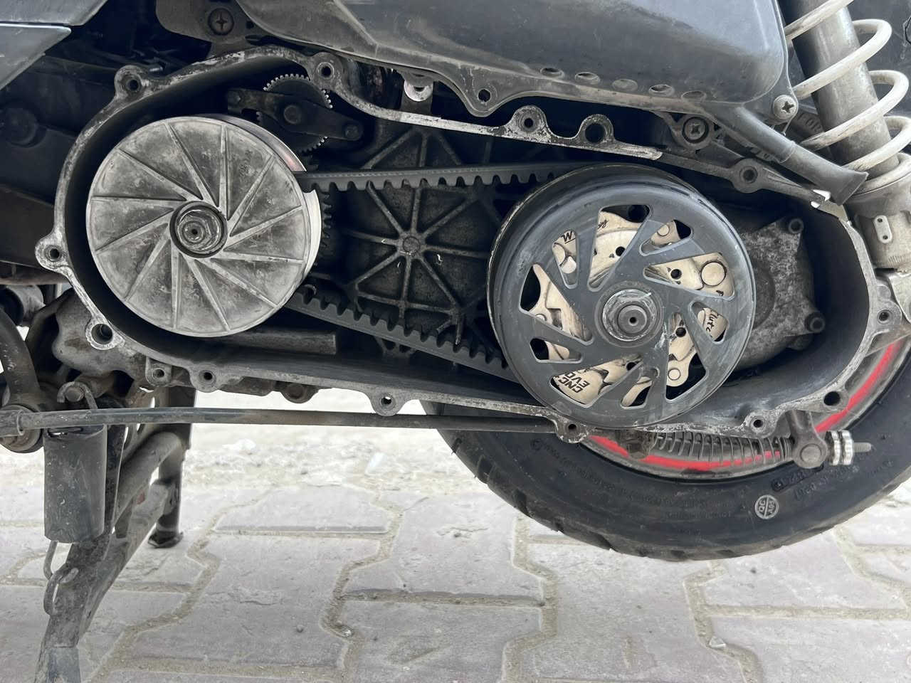 السلام عليكم دراجة ثعلب مكينة 69 رياضية بلادي بيهة صالنصة رياضية كلجات رياضية ماركة كوسو دبلات rpm يدات بريك سلف رياضي تزويدهة كلة بلادي يدة سكليتر رياضية مغلفة وموشمة يم فقار ماناقصهة اي شي السعر مليون و٢٠٠ وبيهة مجال بسيط للاستفسار ***********
