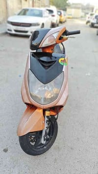 للبيع سكنس فحل مزوده بيه كور وبيه كلجات وبيه قاعده يدات كفرات اصليه بي...