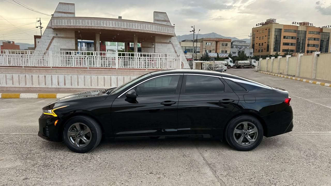 سعر 153 ورقة و مجال بسيط🔥
2024 KIA K5, LXS
🖤K 5  كي فايف
موديل 2024 
جملغ و بابين صبغ بدون داوخل
ارباك بس تكمة طاك راجع سستم 
بجم و خلفي سيارة كبس شركة 
گێر محرك حجر كلها شرط
محرك ١٦٠٠ و توربو🔥
ماشية ٢٧ الف ميل
موصفات 
بصمة
اوتو هولد
سايد بريك بصمة
تشغيل عن بعد
بصمة ابواب
بصمة تشغيل 
رادار امامي خلفي جانبي 
تحديد مسار قيادة آليه 
مانع انزلاق
انضمة قيادة 3 
شاشة مع كامرا خلفيه دواره
فول تحكمات استيرن جهتين
حجر بيئه بلادي
رادار بلادي
رقم شاصي موجود مع منشور 
جاهزه السياره
رقم كاتى تترقم شمالي
#السعر 153 ورقة و بيها مجال 
📞☎️***********واتساب
لصدق والأمانة في البيع والشراء
