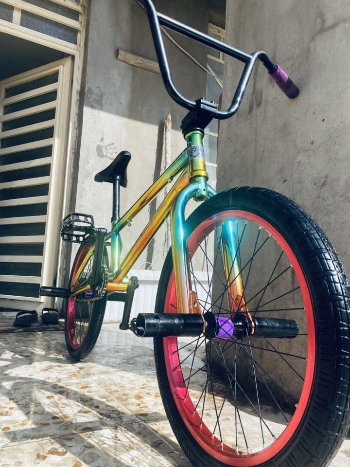 السلام عليكم
بايسكل BMX 🔥❤️‍🔥
سبع الوان 💫✨
مكفول كفاله عامه ⚡️🔥
نظافه فول الفول 💥⚡️
فقط الستيرن الوالد كسره وملحوم لحامه قوي جدا 💪🏻☄️
السعر ١٧٥ وبي مجال للطيبين ❤️‍🩹❤️
مكاني النجف حي الوفاء مقابيل الجامعه 👍🏻


**إذا كنت صاحب هذا الإعلان وتريد حذفه لأي سبب، رجاءا أرسل رسالة إلى الدعم الفني**