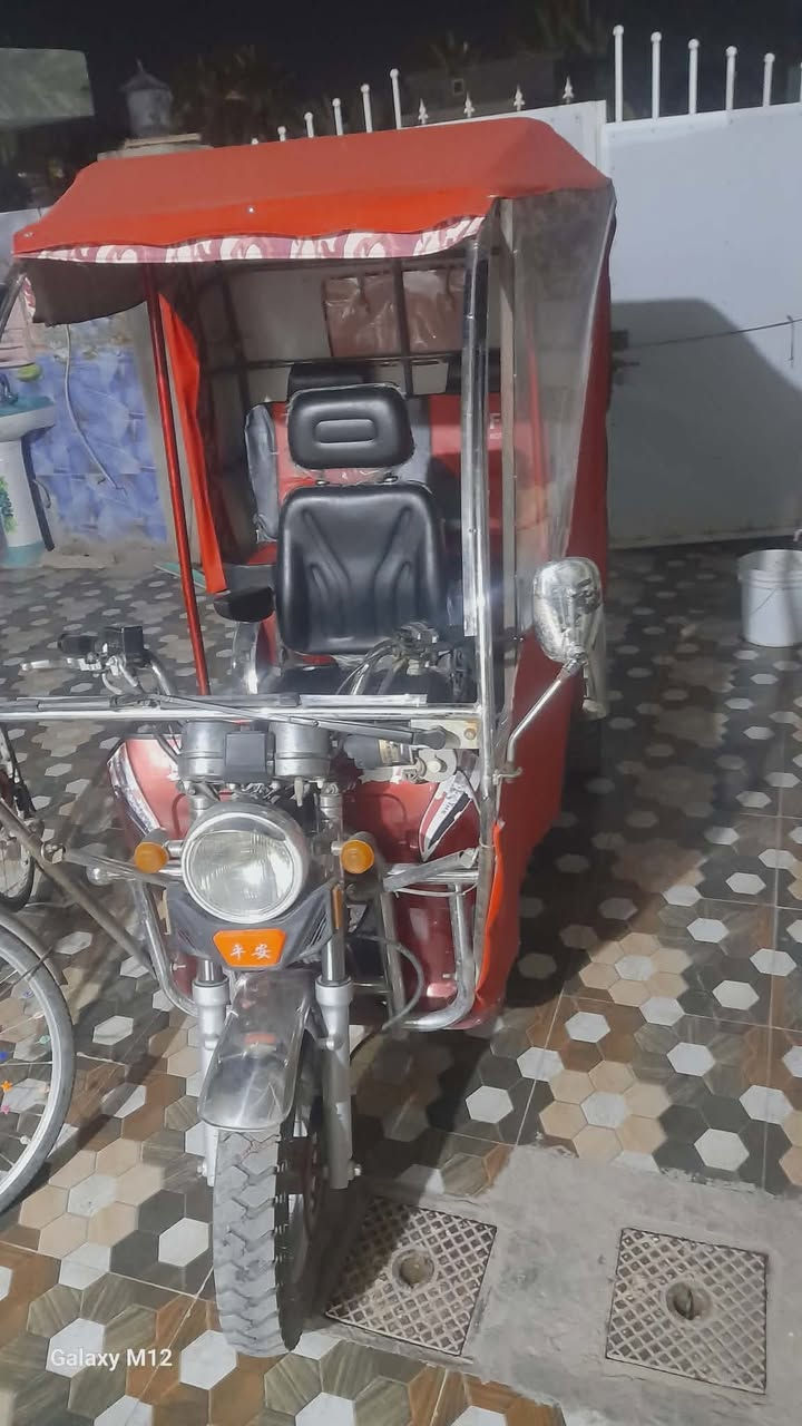 السلام عليكم ورحمه الله وبركاته 
تكتك لبيع وراق صلية كفالة ترقيم 
موديل 2023نقة مال خياس مابية جديدة نضافة فول ١٠٠من١٠٠ كبل شارع سعر ٣ وبيعة مجال 
سعر جوة بلاش خاص مفتوح  ورقمي ***********
