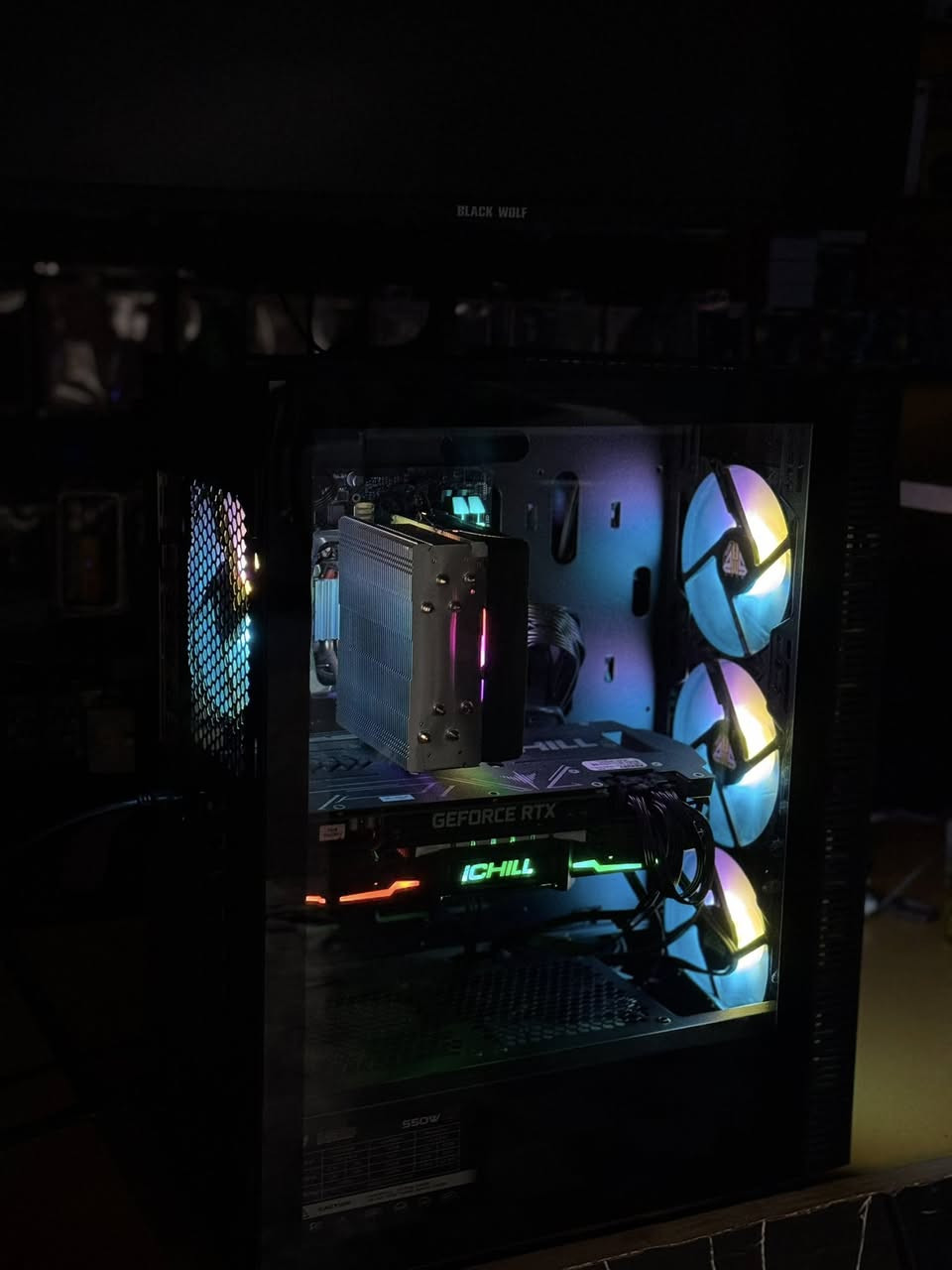 تجميعة 850 الف دينار
Core i5-14400F
RTX 2060 Super 8GB
RAM 16GB 3200MHz mass rgb
SSD Kingston | 240GB
HDD | 1TB segate
M.b H610M gigabyte
P . S 550W mass
Case Mass


**إذا كنت صاحب هذا الإعلان وتريد حذفه لأي سبب، رجاءا أرسل رسالة إلى الدعم الفني**