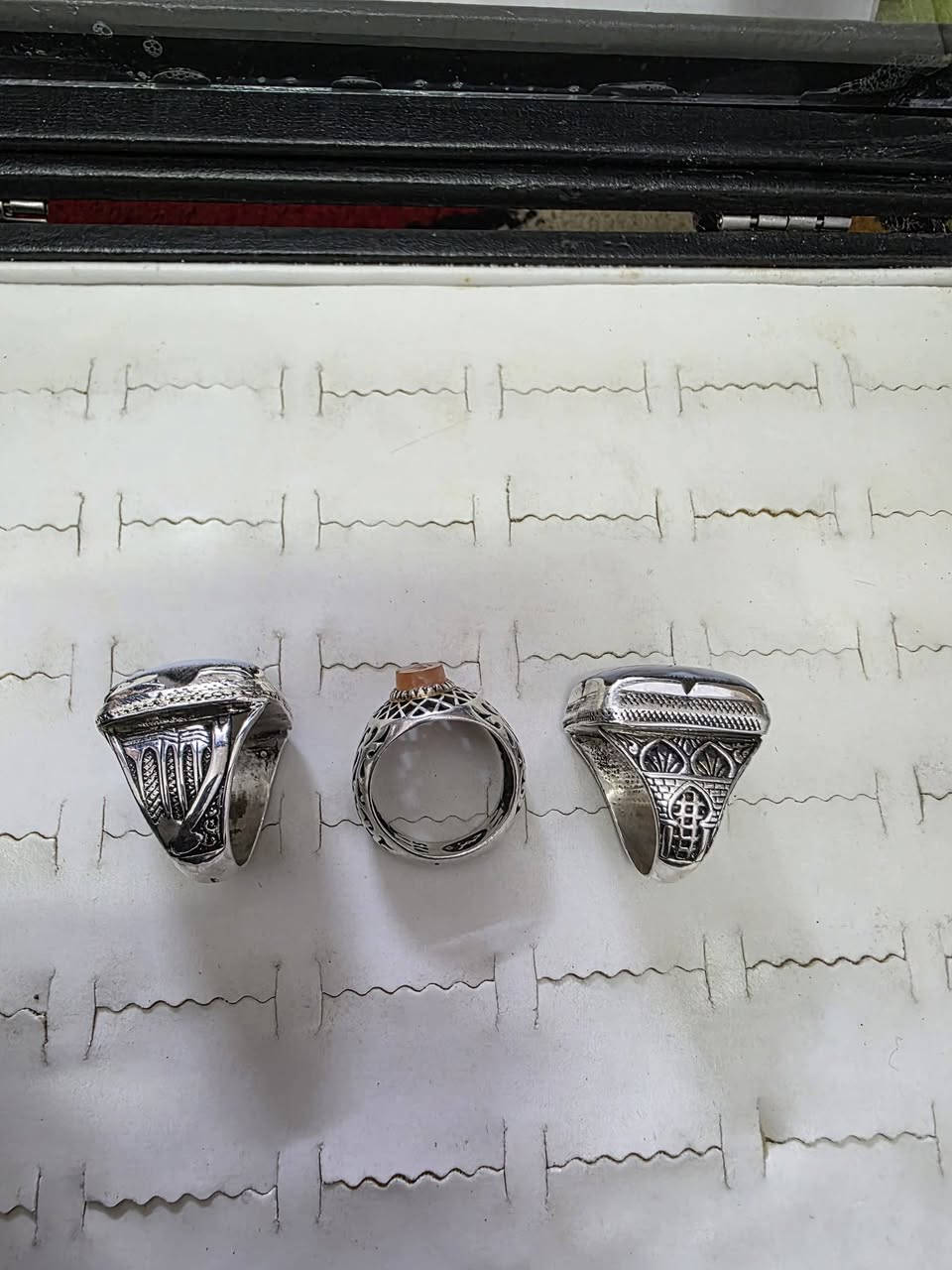 للبيع محابس ابيعهن شلع مكاني بغداد العبيدي للتواصل واتساب ***********
