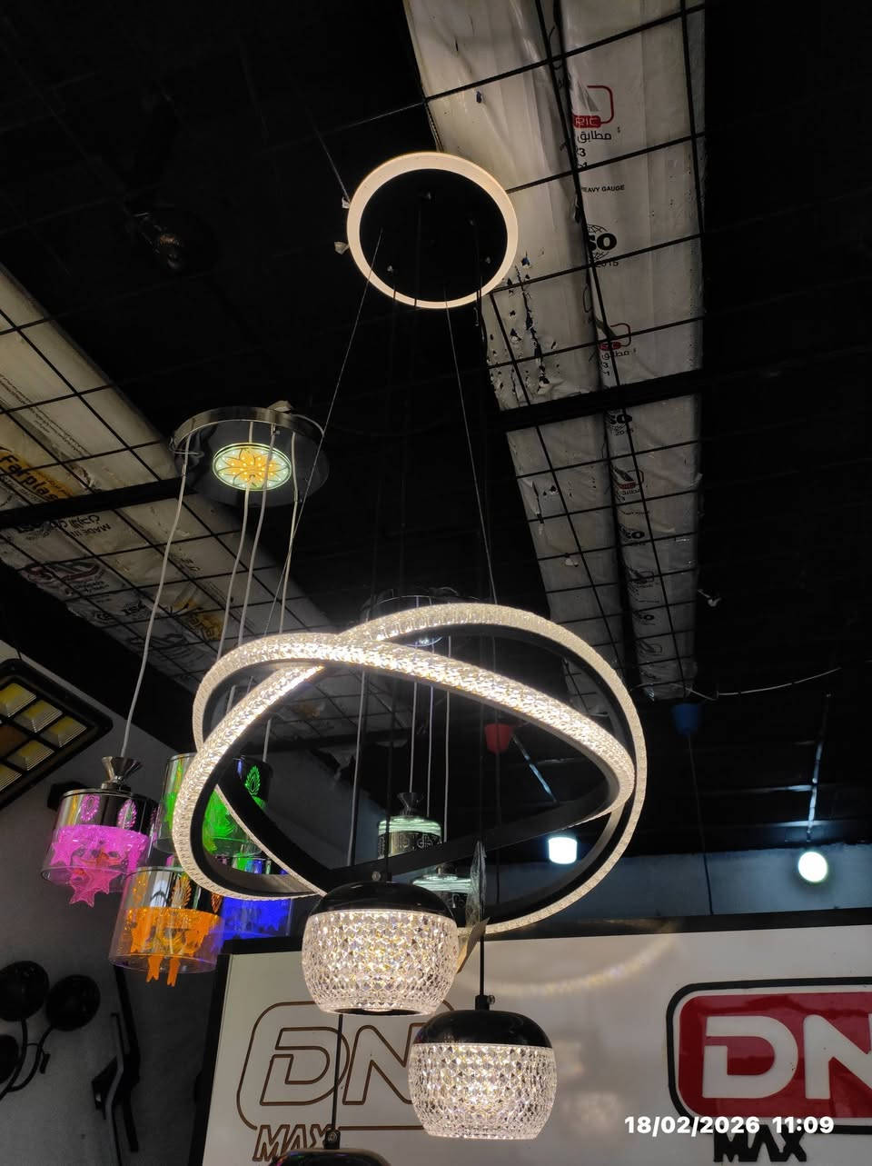 الإضاءة ليست مجرد أداة، بل هي روح المكان.. ✨
أضف لمسة من الرقي لمنزلك مع أحدث تشكيلة من ثريات الـ LED المودرن، حيث يلتقي التصميم العصري الفاخر مع تكنولوجيا الإنارة الذكية والموفرة للطاقة. اجعل منزلك يتحدث بلغة الأناقة مع تصاميمنا الحصرية.
📍 العنوان: النجف الأشرف - المشخاب - قرب جسر الدبينية - مقابل البنزين خانة.
📞 للاستفسار والطلب: ***********
توصيل مجاني داخل المشخاب ⭕

