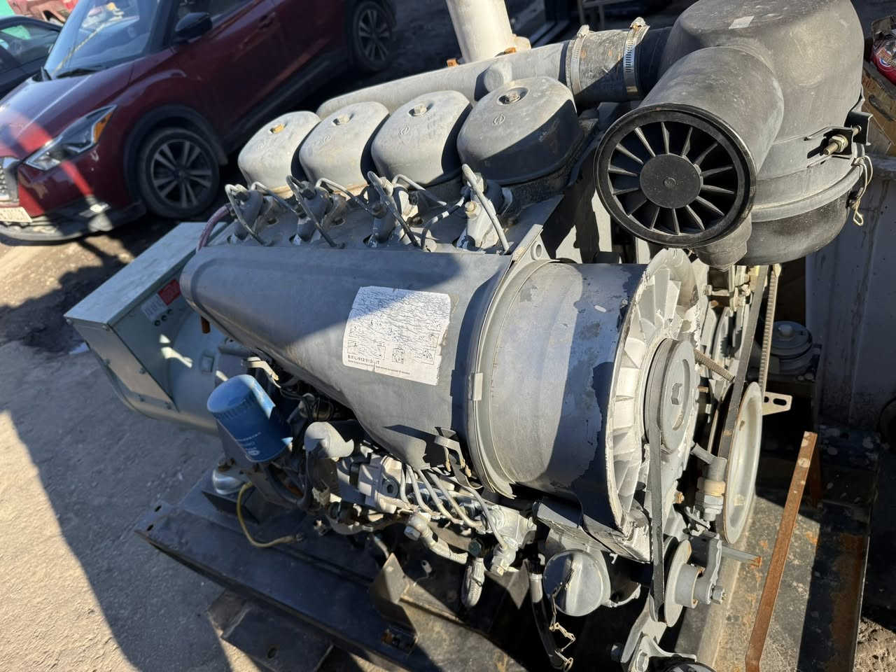 السلام عليكم 
دويز 4 سلندر الماني 
45 Kva. 

ساعات العمل اقل 100 ساعه 
نظام اوتو حمايه فول اوتماتيك
وضع بلاد شركة  
أربيل صناعه جنوبيه 
نظام اوتو حمايه فول اوتماتيك
وضع بلاد شركة  
🚚يوجد توصيل الى جميع المحافظات وبضمان🚚
🚚كياندن هةية بو هةموو شاركان بةكرينتى🚚
 للاستفسار:
 ابو علي 
***********
***********
***********
