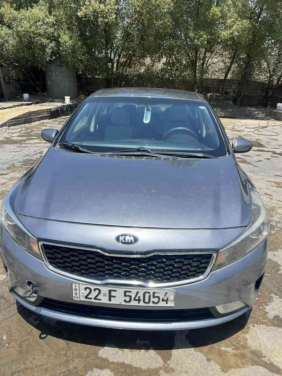 السلام عليكم
كيا فورتي موديل 18 
رقم اربيل بسمي
السياره جاهزه من كلشي مابيه نقص برغي
صور الحادث بمريكا موجودة ويه الصور
جهة السايق مصبوغه اثر جراد وخدوش جمالية
السعر 110$
مكاني بغداد الزعفرانية
للتواصل ***********
