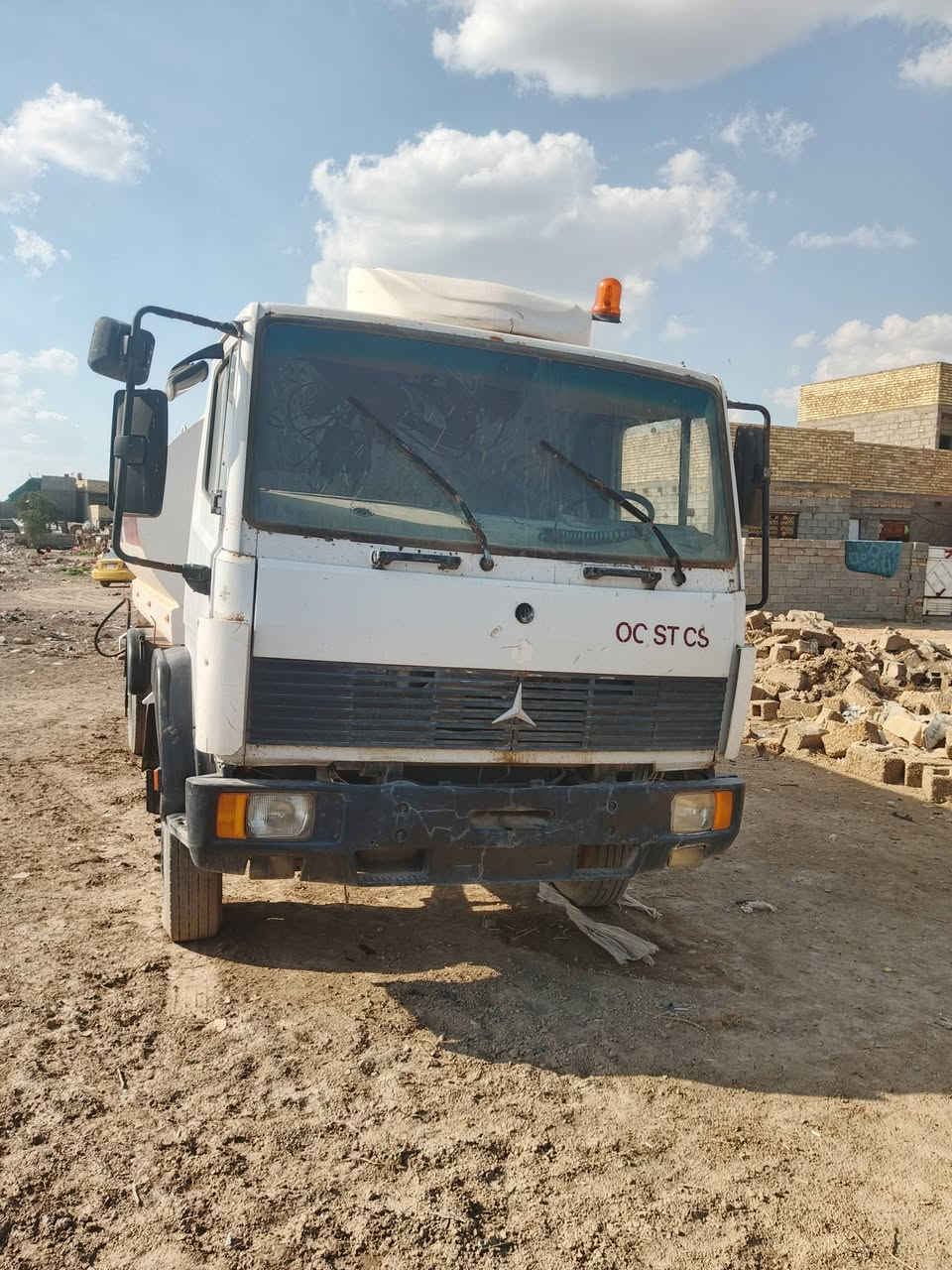 السلام عليكم تنكر للبيع رقم بغداد الماني مكينه وقير واكسن خيره من الله تانكن جديد سعر السياره 12 مليون وبيها مجال مكان بغداد المحموديه  ***********
