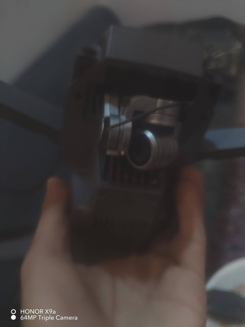 سلام عليكم مره خصه الادمن
درون مافيك برو
الاصدار الاول
درون محترمه كلشي شغال بيها
بس بيها اهتزاز  بل تصوير
ولل امانه صلحت القاعده
بقه بس شريط والشريط  موجود  عندي
يعني تستلم الطياره والمحلقات مال تصليح
تجي بطاريه وحده
سبب البيع  انه مصور داخل حسينيات ومجالس ما تفيدني هيج
ف شباب  الي عنده درون نيو او اتوم او ميني تو يراوسني ويه هاي الدرون بدون فرق بس توصيل ماعندي كلش مكاني بصره
ارتفاع 500
مدى8كيلو
مواصفات صحيح ميه بل ميه
توصيل ما عندي اكرر مكاني بصره
✈️
عندك توصيل عندك عرف اسلمه اله يرسلك الدرون  لان شركات ماتقبل توصيل درونات
رقم الهاتف
***********
