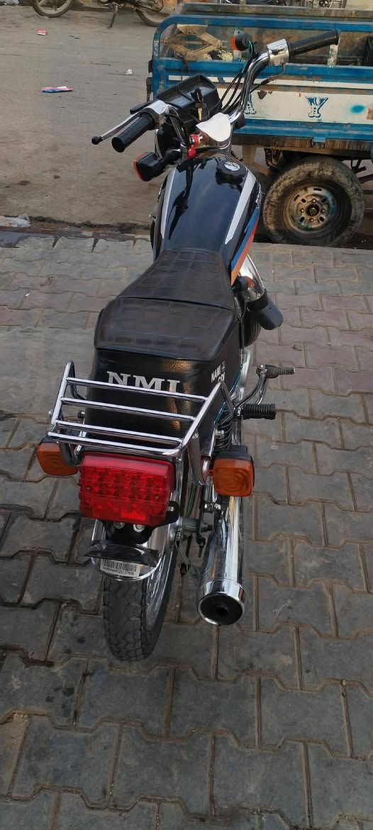 السلام عليكم دراجه شلامجه موديل 23 بلادي اوراق اصولي (4) اوراق اصولي  شهر ال 11
الاستفسار اكثر اتصل ***********
