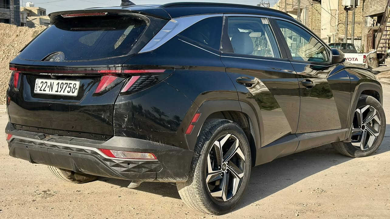 #شركة_ربيع_الامل 
🚨طبعاً العروض مالتنة ما تخلص🚨

2023 HYUNDAI TUCSON, SEL

✈️وصول هيونداي توسان موديل 2023✈️

💸السعر  185 💸

‼️حادث السيارة موضح بالمنشور ‼️ 

‏✨ مميزات السيارة:
‏
‏محرك اقتصادي و أداء ثابت 2500 
متصل بناقل حركة من 8 سرعات

بصمة تشغيل و دخول ذكي
‏
‏ناقل حركة اوتماتيك
‏
‏نظام تكييف قطعتين فعّال
‏
‏شاشة وسطية حجم كبير مع كاميرا رجوع
‏
‏تصميم داخلي أنيق ومريح جلد لون ابيض
‏
‏مواصفات عالية الجودة من شركة هيونداي العالمية
‏
‏📍موقعنا على googel map ,  ويز

استخدم Waze للقيادة إلى Baghdad - بغداد: https://waze.com/ul/hsvztkn5yx

‏
‏📞 للأستفسار عن العروض الجديدة الأتصال : 
‏
***********☎️
☎️ ‭***********‬

الارقام متوفرة واتساب‏
‏
