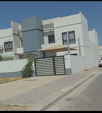 مساحه200 متر عدد غرف النوم3✅ ركن طابقين  طابو صرف  يباع مع الأثاث وطاق...