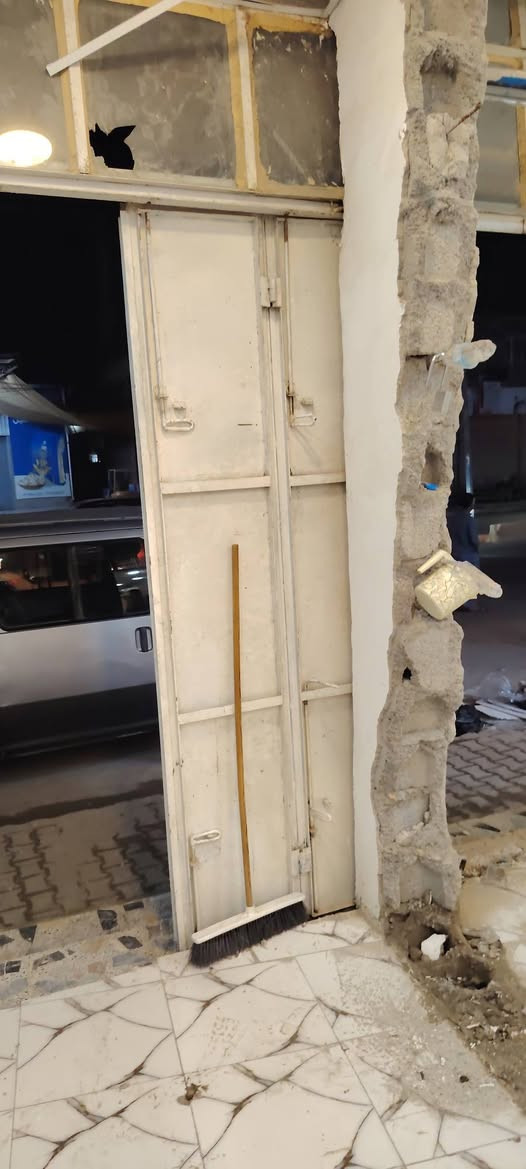 بابين دفتريات عرض كل باب ٣ متر للبيع، يحتاجن صبغ لا اكثر
تواصل على الخاص


**إذا كنت صاحب هذا الإعلان وتريد حذفه لأي سبب، رجاءا أرسل رسالة إلى الدعم الفني**