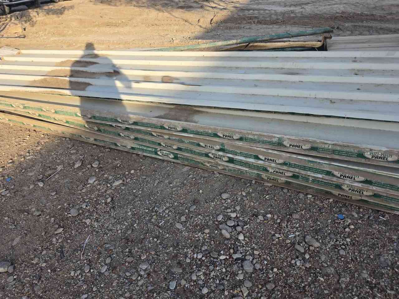 سندويج مستخدم لبيع سقفي جداري الاتصال على الرقم ***********@ سكلة محمود السعدي ضرغام السعدي @
