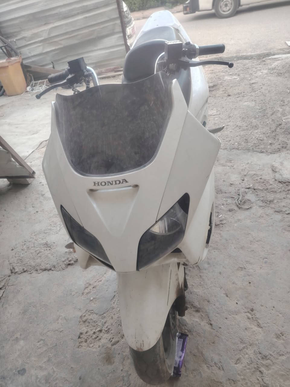 06 عوزهة كلجات وترتيب
ابيع طافيه
صالنصه رعيده رياضي
سعره 300 الف وبيهة مجال
مكاني بغداد الشعله
*********** واتساب وخط متواجد
