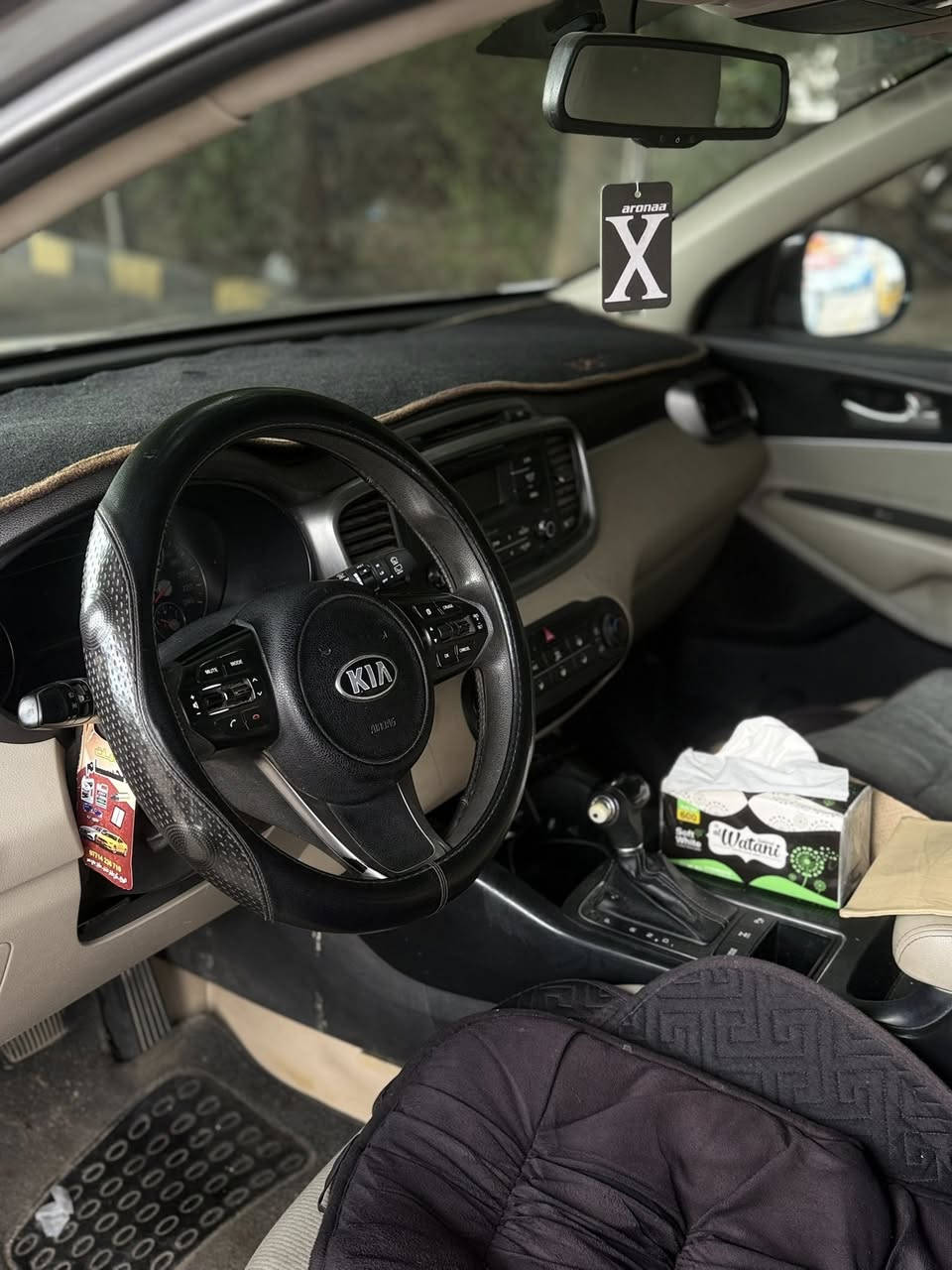 السلام عليكم سورنتو 2015 خليجي V6  سبعه راكب حادثها باب تبديل خلفي عكس السايق فقط كير مكينه كفاله 
بغداد *********** / *********** 
السعر 175 وبيها مجال بصيط
