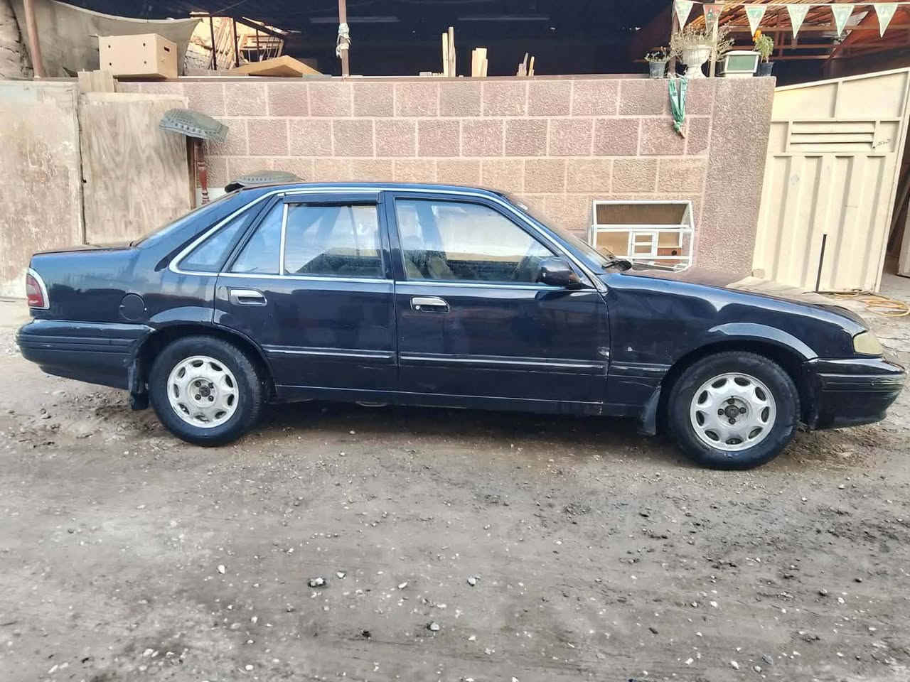 السلام عليكم سياره برنس موديل 94مكفوله و نضيفه مصبوغه عام السعر 34وبيها مجال مكاني الغزاليه مكلف بلنشرالشرايه يتصل على الرقم ،***********
