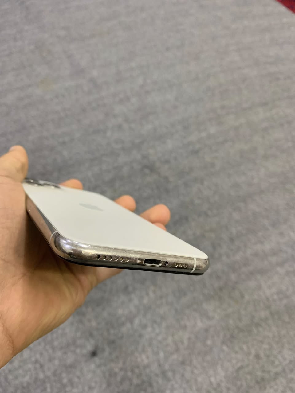 السلام عليكم ايفون 11 برو ذاكره 64 لجهاز مبدل باتري اصلي 100 ومبدل شاشه طبق الاصلي شرط 3 خيارات. كامرات شرط رقم واحد  لجهاز شرط الفحص اي خلل مابي سعر 165 رقم*********** اسيا ***********
