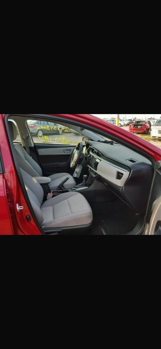 سلام عليكم كورلا 2016 حادث موضح بلصور صبغ جاملغ وبونيد ماشيه 83 رقم بغداد باسمي صدر جديد تخم تاير سياره جاهزه 
السعر 115 مجال بسيط *********** مكاني بغداد
