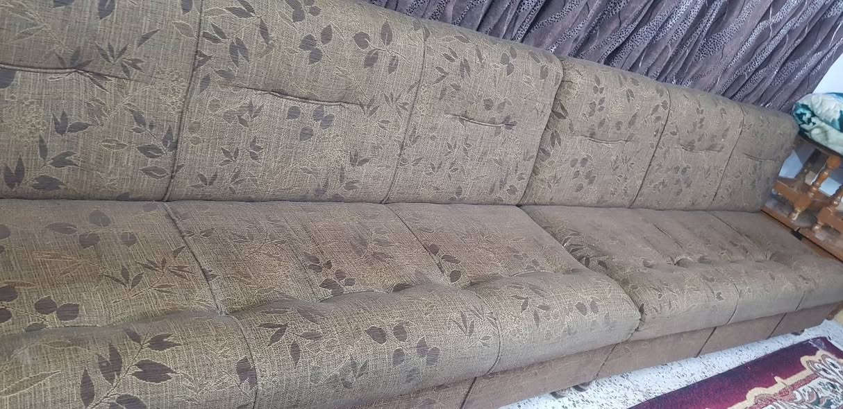 ديوان ١٤ متر عراقي نظيف
السعر ٥٠٠ 
***********
@الجميع
