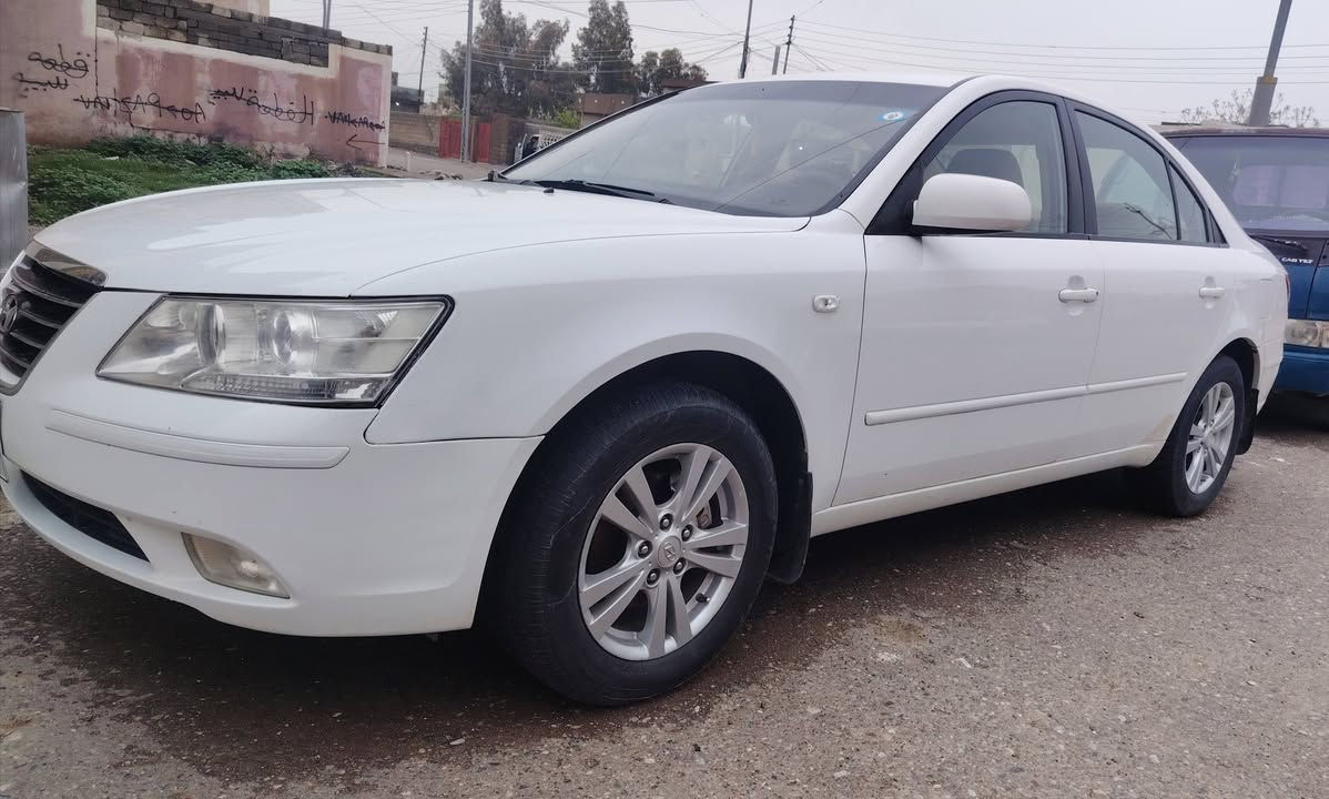 سوناتا خليجي كلين بلا صبغ
موديل ٢٠٠٩
محرك كير شرط
السياره جاهزه
السعر ١٢٥

***********
***********

يرحم والديك السونار موجود مو يخابرني يكولي شبيها صبغ
