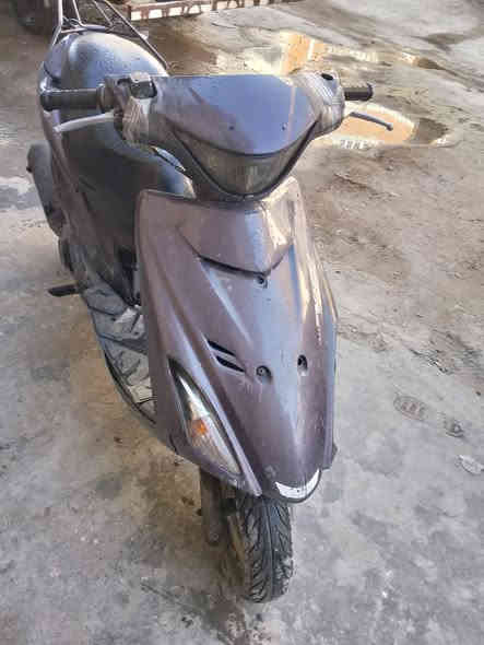 السلام عليكم دراجة ادرس
حديث ياباني دراجه نضيفه مكينه ناعمه نوزل وملف مكفول نقصهه بريكات وباتري تشتغل هندر واحد دراجه مال روحه وجيه متوكفك ابد سعرها 200المكان جميلة ***********
