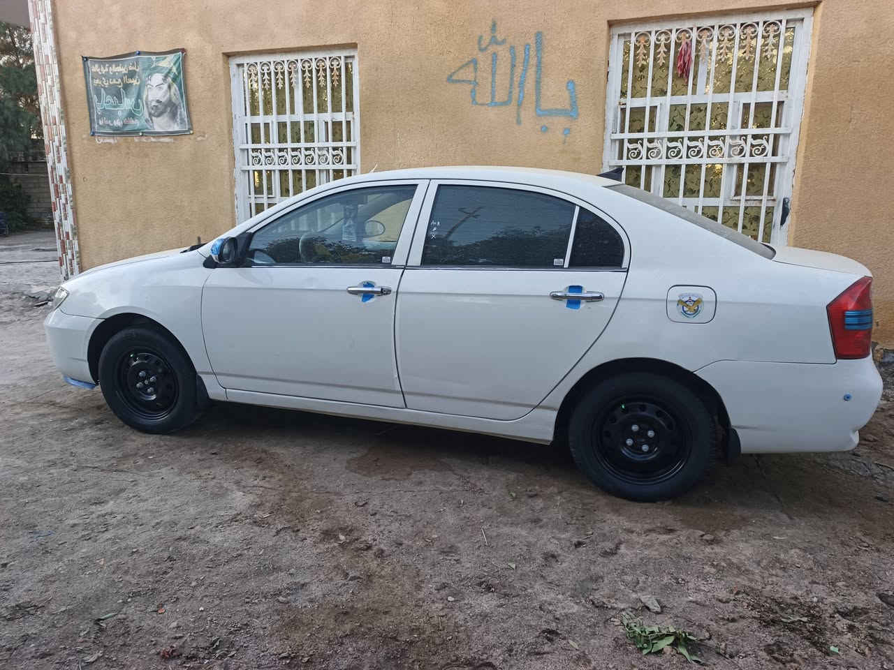 السلام عليكم ورحمة ليفان موديل 12 للبيع الاستفسار ع الرقم *********** مكانه ديوانيه الحمزه الشرقي ع
