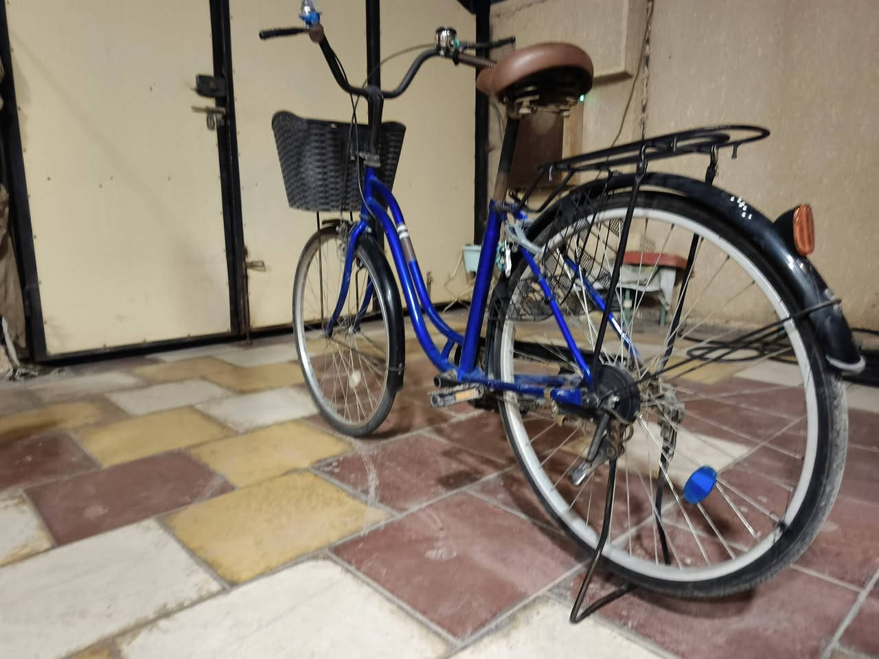 سلام عليكم باسكل بناتي للبيع حجم 26 سعر 85 وبيه مجال مكاني صويرة شارع النجمه للاستفسار ***********
