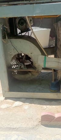 مبرده عراقيه للبيع سرعتين حجم ٢ونص السعر ٦٠ وبيها مجال قليل الشراي يتص...
