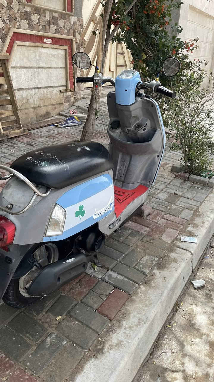 سلام عليكم دراجه ماكس بوليس لون مميز دراجه نضيفه وناعمه وكله عل بلاد مابيه نقص دراجه خير من الله مكاني كربلاء رقمي***********
عل خاص قليل متواجد
