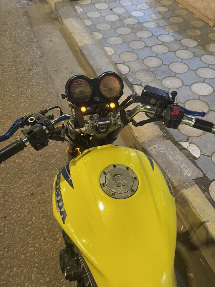 دراجة سيبي فور هوندة البيع مكان حي الغدير جيل ثاني رقم ***********
