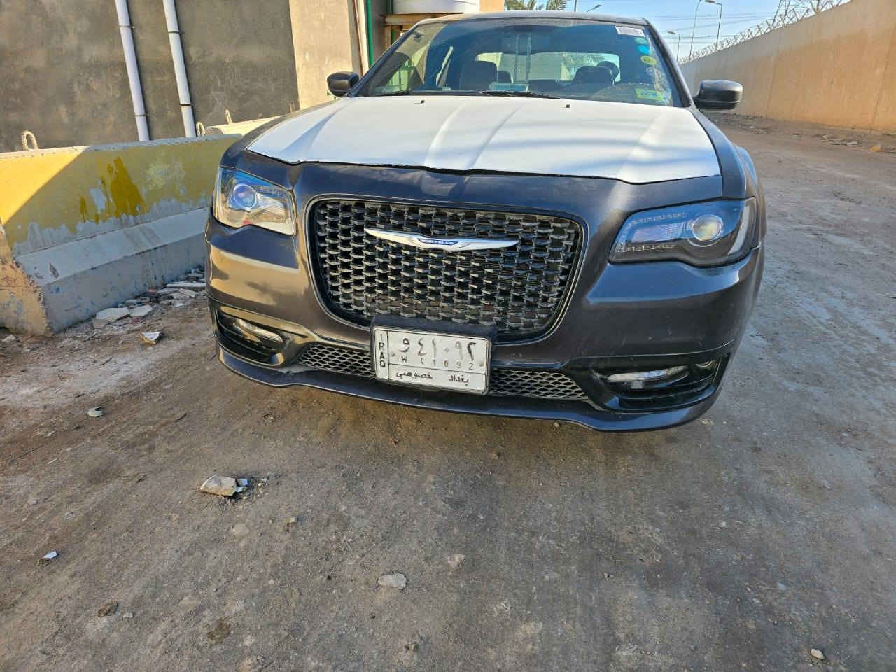 السلام عليكم سيارة اوباما موديل 2014 رقم بغداد مصبوغة احزام السيارة جاهزة السيارة عليه ادامه تخم تاير شاشه جبيرة كير طيارة الشاشه محدثة SRTالسياره فور ويل ملغي السياره جاهزه
***********
 تواصل واتساب فقط
