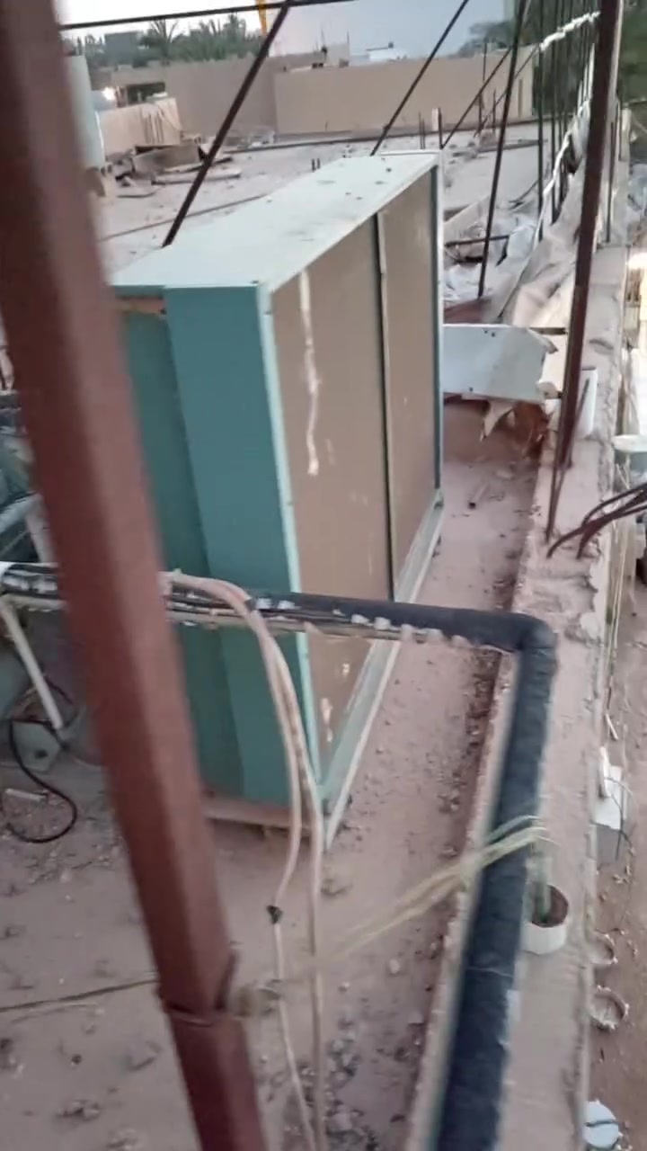 برادات لحوم عدد ٢ معروضه للبيع كما موضح بالفديو  اليونت الواحد ٧.٥طن تجميد اليونتات مستعمله قليل جدا  الجاد بالشراء يتصل علگ الرقم التالي *********** الانبار القائم شارع الكيال قرب محلات قيس جديان
