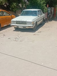 تويوتا كراون 1983 • سيارة كراون قديمة • كراون صدامي • سيارة تويوتا للب...