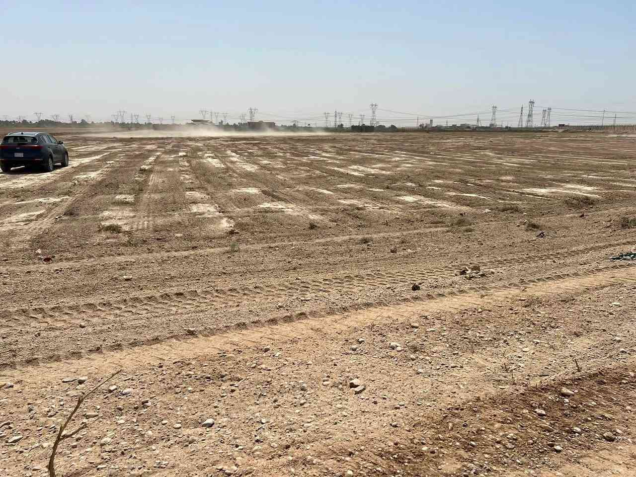 سلام عليكم ١٢دونم طابو تحويل بسمك سند تباع حسب الطلب بغداد الكرغوليه نزلت علي ناجي تصلح مخازن سكن مزارع ستثمار 
***********
