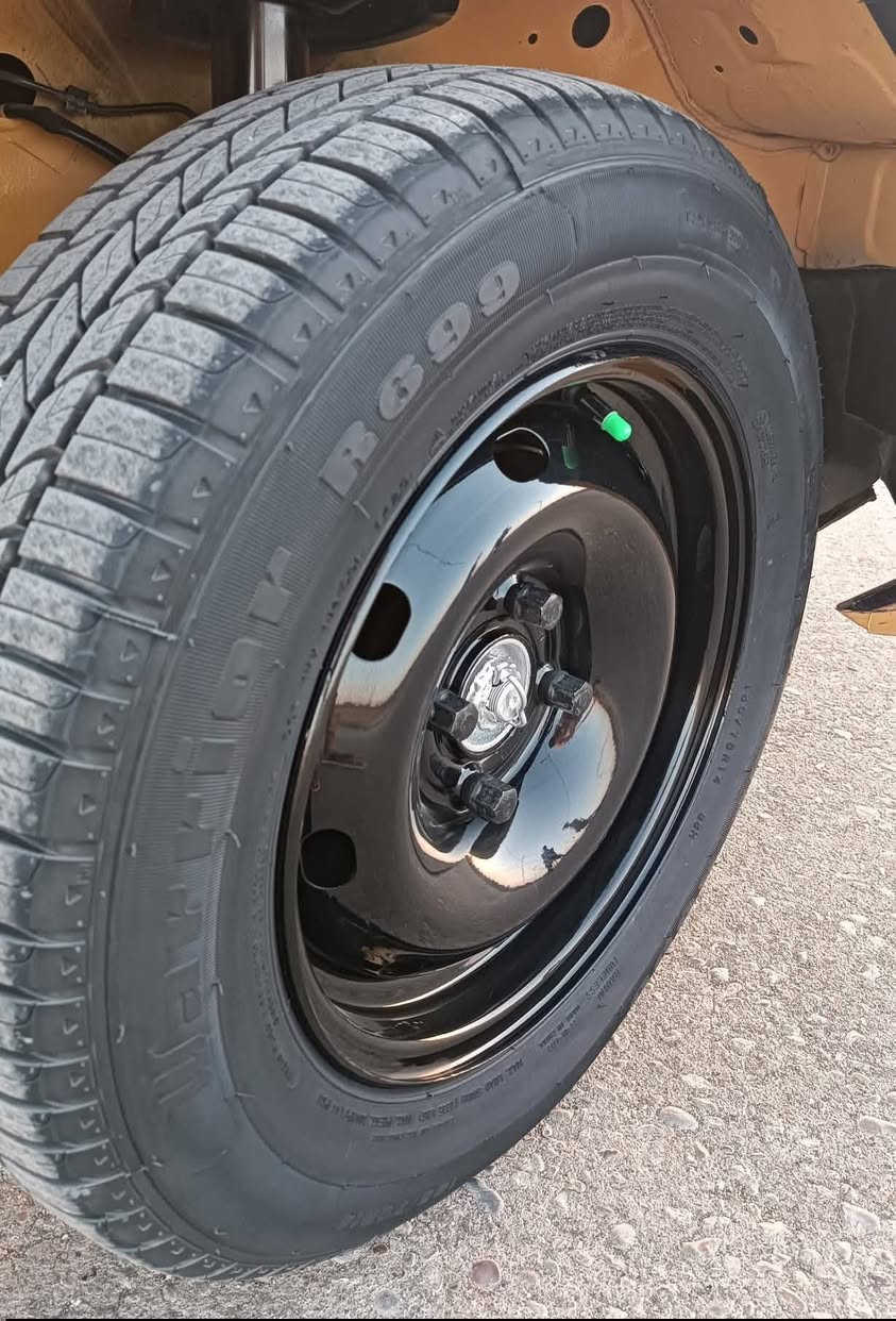 اللهم صلي على محمد وال محمد 🧿
السلام عليكم 
للبيع راح اذكر كل التفاصيل يعني لتجيني خاص ودزلي شنو تفاصيلها والسعر  وشبيها مصورلك حته شاصي  أقره المنشور وكلب الصور كدامك وبيك خير وتدلل 
النوع ....بيجو أكد 
الموديل...2016
الرقم ...بغداد دولي باسمي  وابيعلك عقد مروري كبل تحول 
السياره طالعه ب2017 وعله ايد وحده لسه 
الهيئه والغرامات ...0 
السياره جديده استخدام شخصي فقط 
وجاهزه من جميع النواحي كبل للشارع 
عليها سستم صوت SONE 
منضومه زنون H1 العالي  شمسي +H3 للناصي يعني تكشف شارع باكمله 
حداديه امامي وخلفي جديده حته دبلات+باتري وتخم تأير 
تخم فلنجات ودسكات كله جديد 
زيوت محرك+كير+بريك+بور كله جديد 
عده صندوك كامله مال شركه 
كير مكينه ع فحص تبريد +تدفئه تجي وشوف 
السياره اكفلها من ضربه وتبديل وفتح ورصعات  وخياس 
مراوح وكتفات كله جديد يعني حماوه ماكو 
بيها رباع مصلحات مو دوسه كامله( رباع فقط) وبيها رشه بجاملغ  أمامي ربعه اثر شخط مو حادث وعندي صورته  ورشه ب هلال خلفي وسياره مصورها قبل صبغ يعني اروح وياك سونار سمكري  كهربائي وين ميعجبك تفحص عادي 
السعر 55  وشرط اذا مو نفس الصور  انطيك مخاسيرك وترجع 
العنوان الديوانية 
للاستفسار الاتصال على الرقم 
***********
