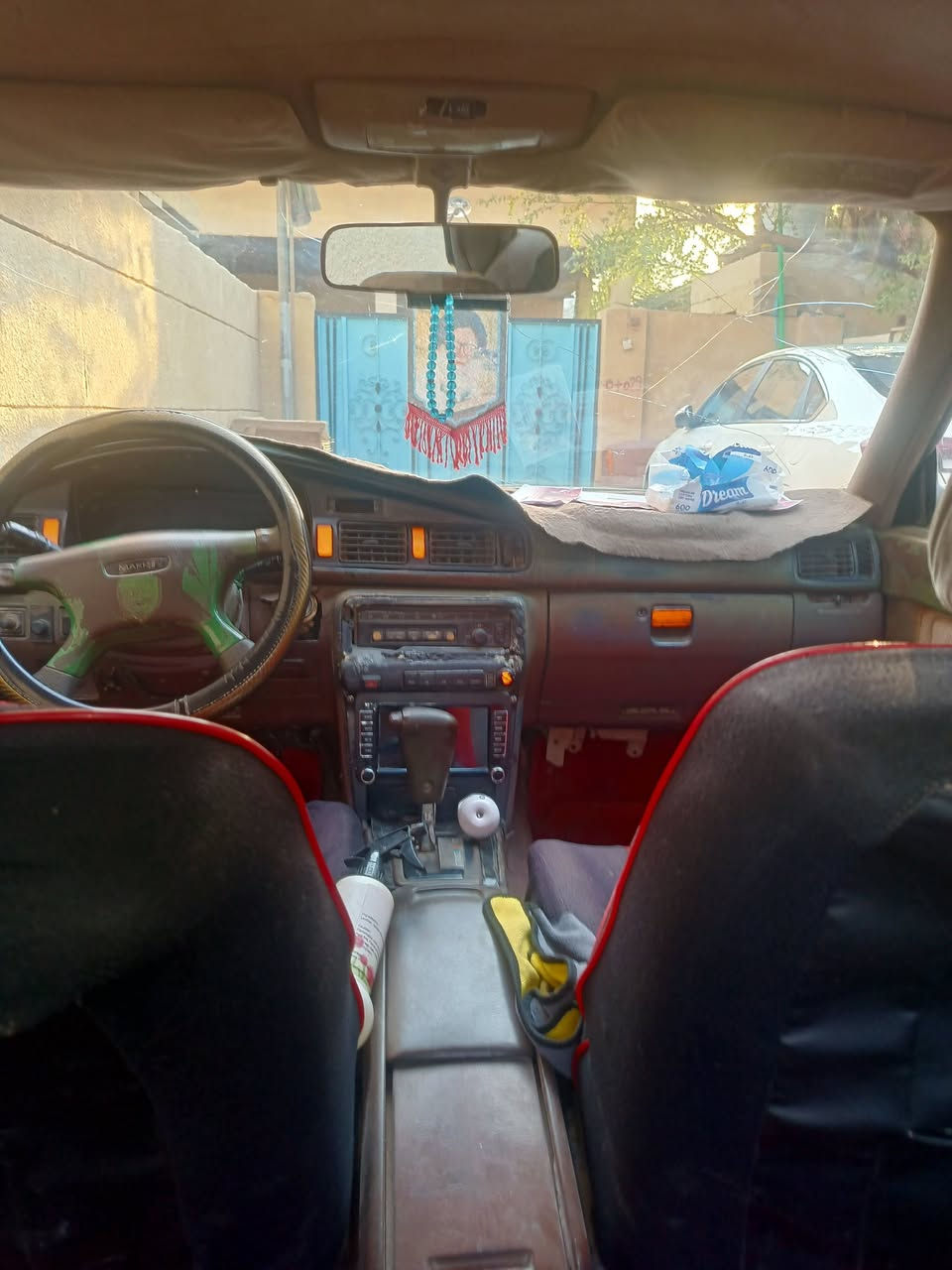 ام وعليكم مارك كصيف للبيع مديل 92سياره سنويه ل27راعيه موجود  كير مكفول لمكينه تبخر كايمه تنقص دهن لمكينه ناشفه مابيه نضوح مشط ناشف   حداديه نص عمر غرفته حلوه نضيفه وسياره بيه تلحيضات يعني   بصيطه  تايرات نص عمر  مكاني بصره كرمت علي  سعره 40وبيه مجال رقمي ***********
