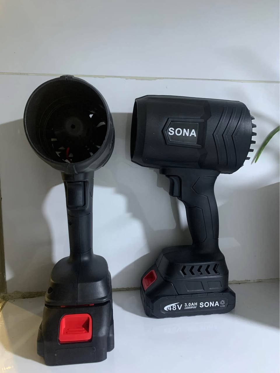 بلور هواء سعر 12 الف موجەفەی هەوا ١٢ الف *********** أربيل, العراق
