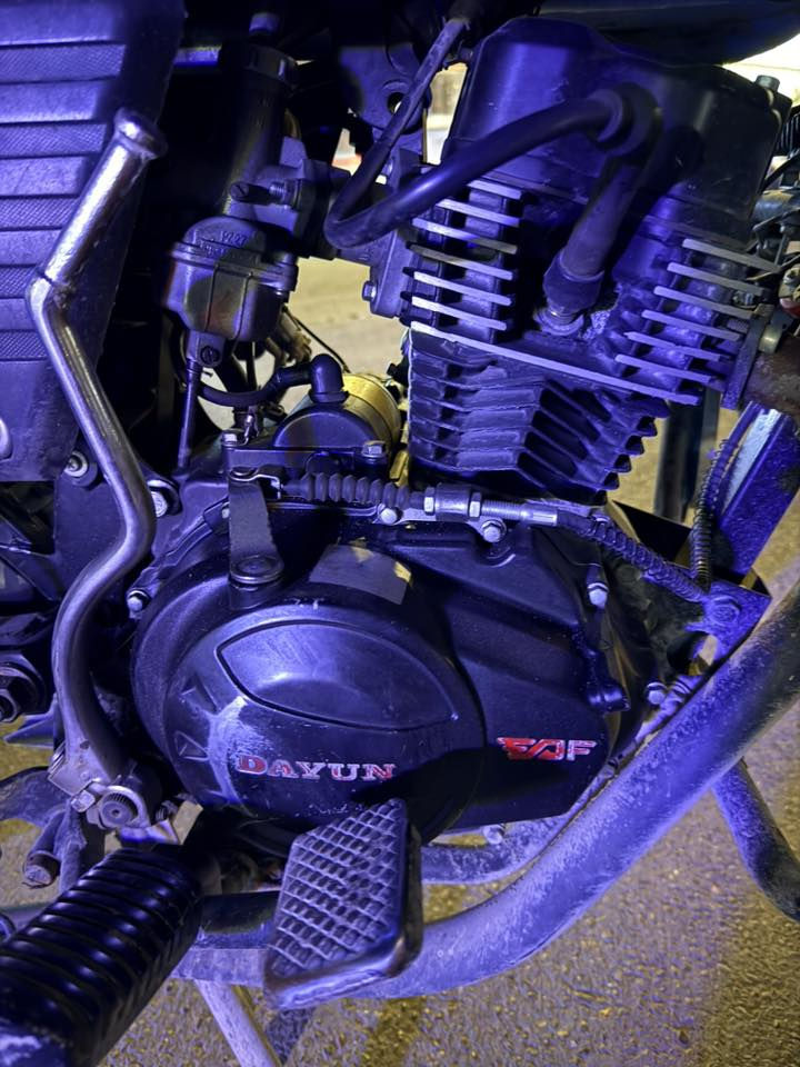 دراجة دايون موديل ٢٤ للبيع نضيفة رقم وسنوية مشروع وطني للبيع ونضيفة كفالة عامة مامفتوحة مكينه نضيفه شركة التواصل ع الرقم فقط ومتوفر واتس اب مكاني بغداد ااسيدية ***********
