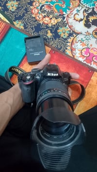 نيكون D3200 • مع الشاحن • توصيل بغداد