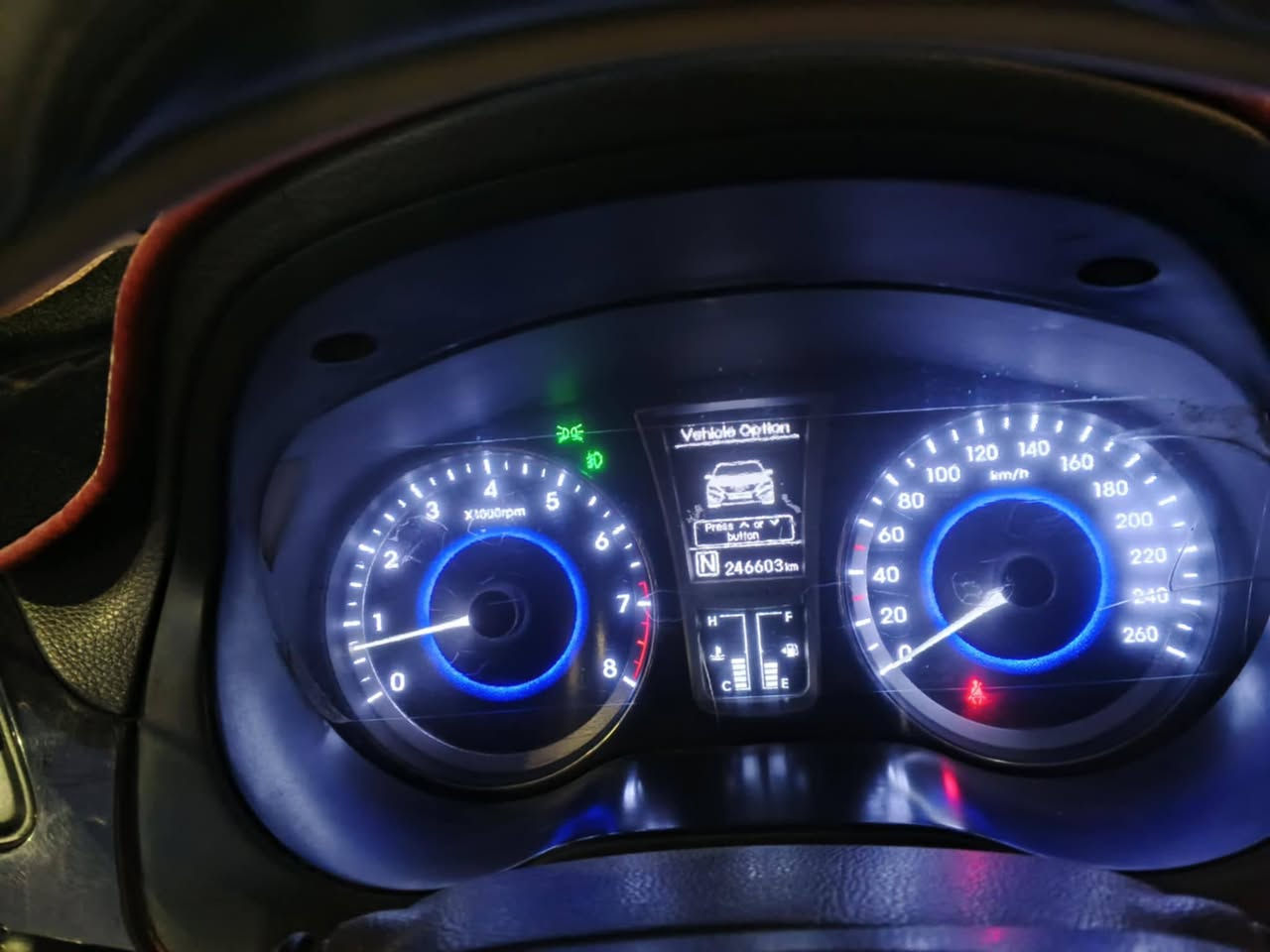 ازيرا 13 خليجي مكينه 3000 
رقم سليمانيه مكان السياره ديالى الخالص 
***********
