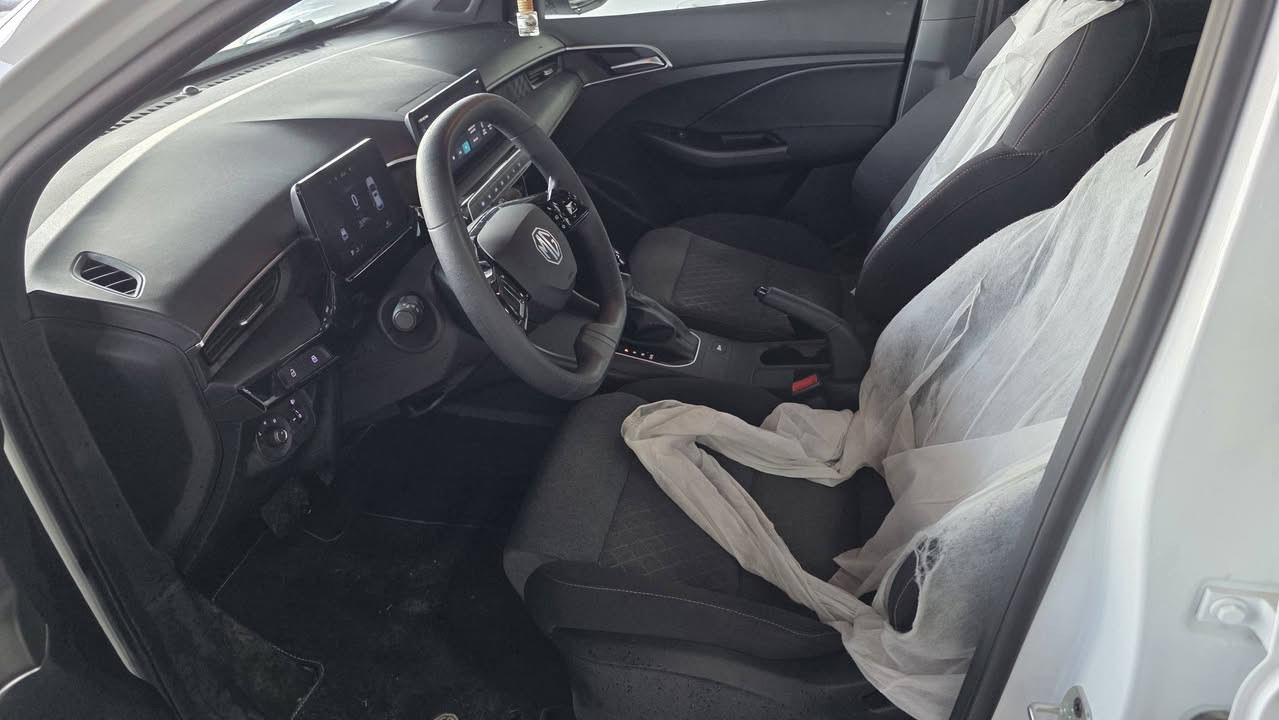 ئێم جی  MG3 2026
سعر ٩٧ ورقة  ژمارە کاتی ٦ ساڵ زەمان . 
تەنیا یەك هەزار ڕۆیشتووە.
مواصفات.شاشەوکامێرا.ڤۆلیۆم.حساس.
مکان   اربیل. معرض توب كارس شارع ١٠٠
موبايل  ***********   سعر ٩٧ ورقة.
