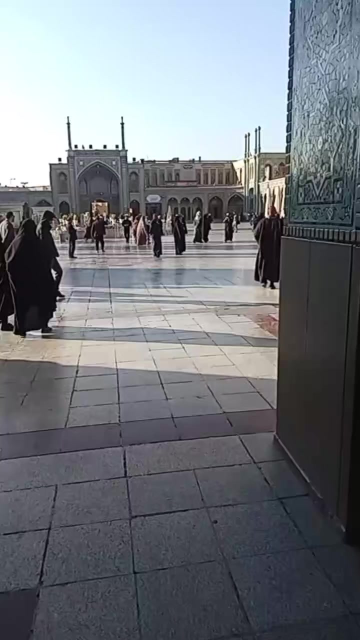 اللهم صلي على محمد وآل محمد 
تعلن حمله حسين الوهامي عن برنامجها 
إلى ايران الذهاب طيران والعوده برا 
تاریخ رحله 25/2 مصادف يوم الأربعاء 
سعر النفر 240 الف
البرنامج يشمل نقل.سكن ومزارات وسياحه 
من السماوة السماوة .
الاستفسار مراسله الصفحه او الاتصال بي على الرقم التالي *********** .
