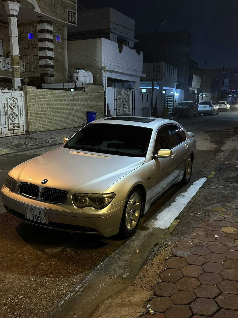 سلام عليكم 2002 745i مكينه 8سلندر كفاله عامه وفول مواصفات 1/1 سياره ماينقصه برغي للاستفسار ***********
