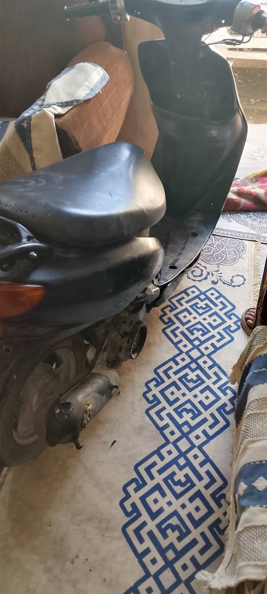 عصفوريه للبيع جاهزه زوج تاير جديد كهربائيات كله شغاله نقص باتري شلعه ومكينه خرسه تحتاج شويه ترتيب مكان بغداد  حي بتول السعر 100الف قفل قفل ***********
