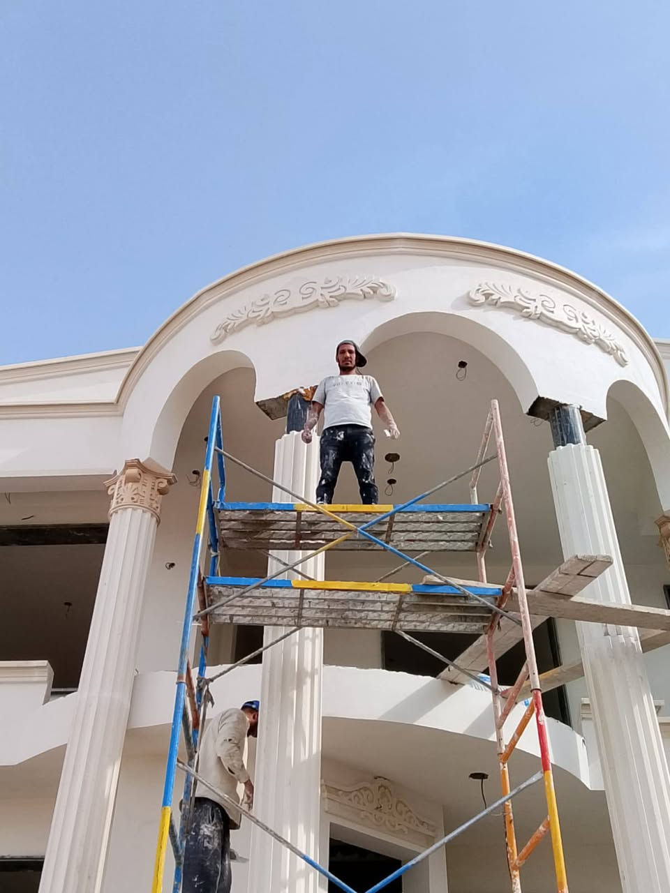 كادر لبخ وطلس وكبلونات درجه اولى مصري تسليم مهندس ***********
